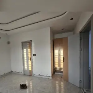 Brand New 3 Bedroom Flat. image 3