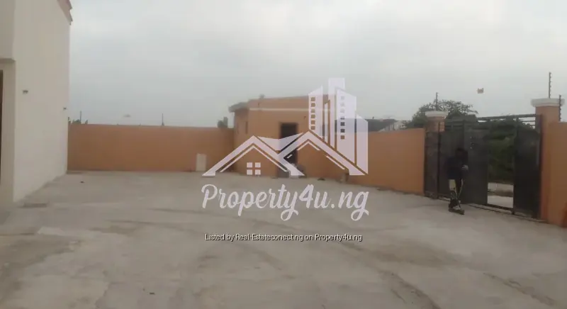 2 Bedroom Terrace